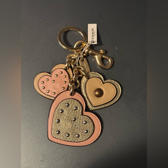 NWT Coach Heart Appliqué Rose Gold and Pink Dangle Keychain Charm Fob - Picture 2 of 3